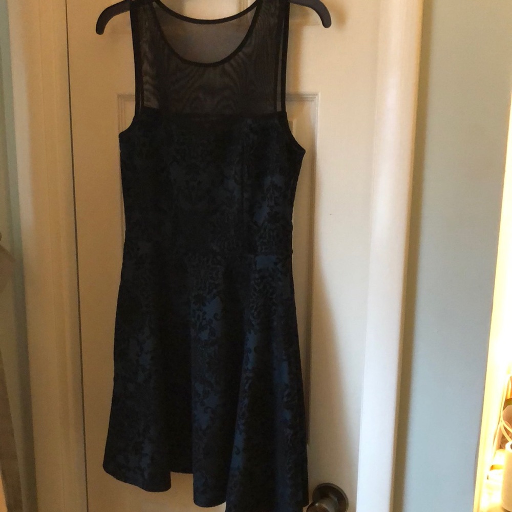 Junior dress size large black pattern over dark teal